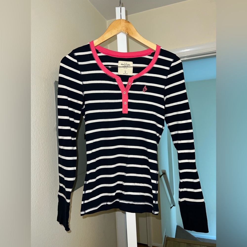 Vintage Y2K Abercrombie & Fitch Navy and White Striped Henley Sleep PJs